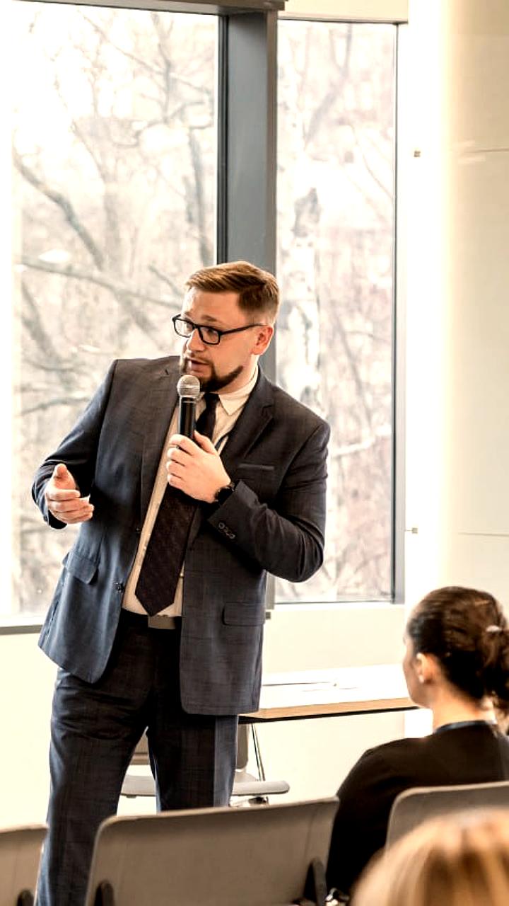 Сахалинский ЦУР делится опытом на Дальневосточном форуме бережливых технологий