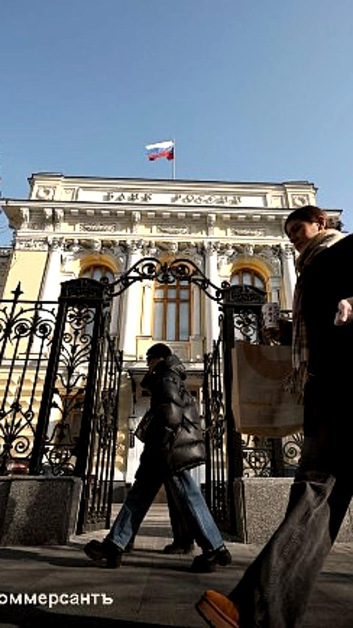 Банк России разъясняет различия между блокировкой и приостановкой переводов