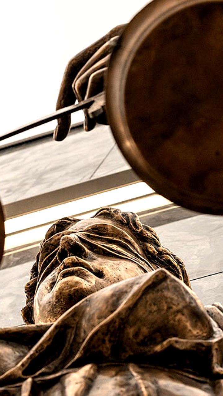 ЕвроХим требует заморозить средства подрядчиков по строительству завода в Кингисеппе