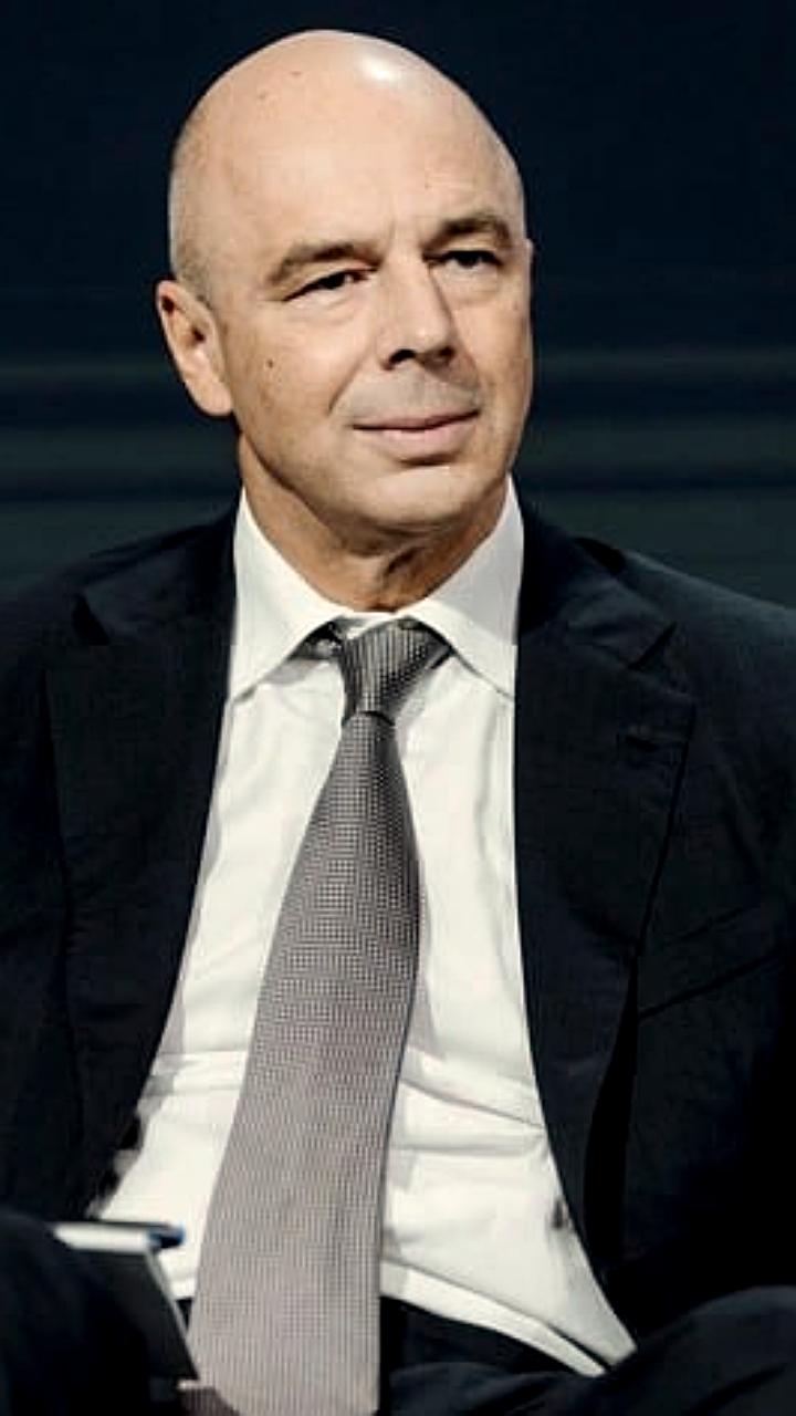 Минфин и ФНС разрабатывают меры регулирования для маркетплейсов в России