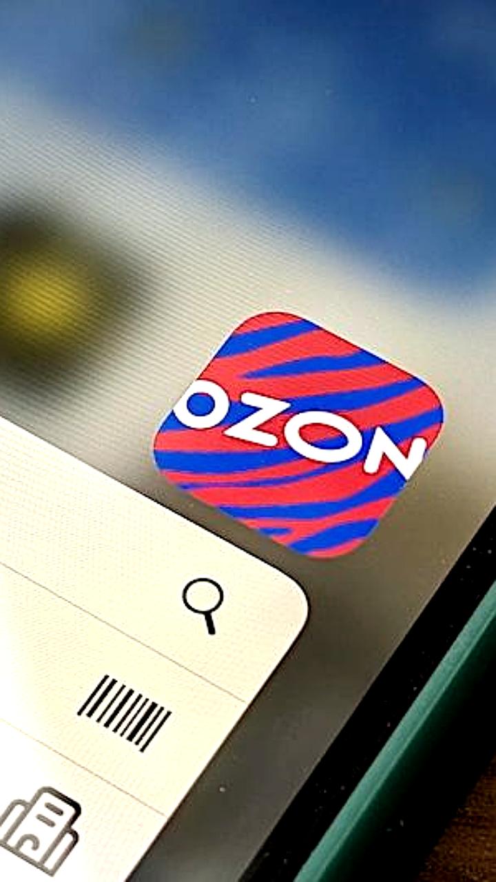 Ozon внедряет систему чаевых для сотрудников ПВЗ