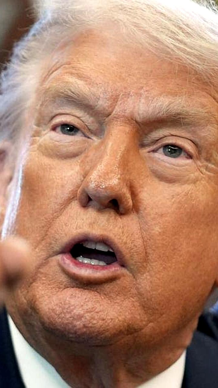 Трамп подтвердил сохранение нефтяных санкций против России на фоне мирного плана