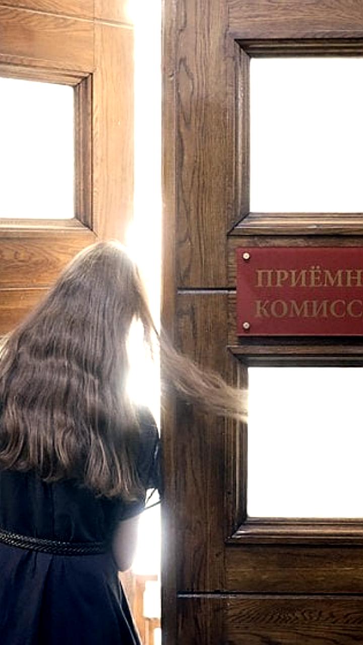 Кабмин утвердил новые специальности для образовательных кредитов и ограничил платные места в вузах