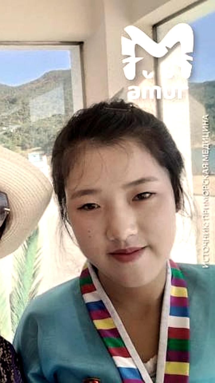 Врач из Владивостока спасла студентку из КНДР в автобусе