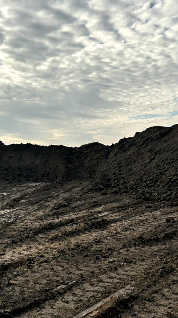 В Барнауле полицейские пресекли хищение 3000 кубометров почвы