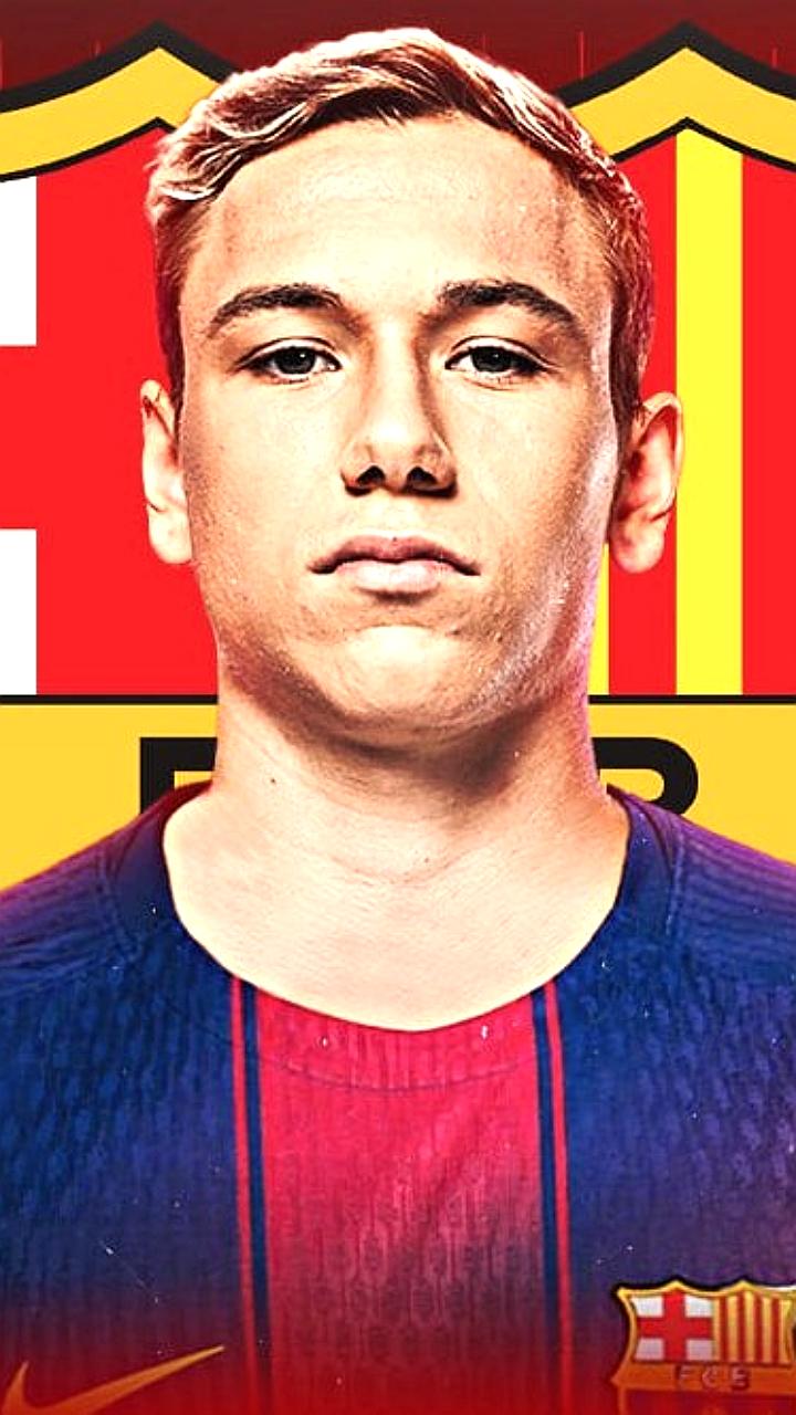 Барселона и Жирона проявляют интерес к российскому полузащитнику Батракову