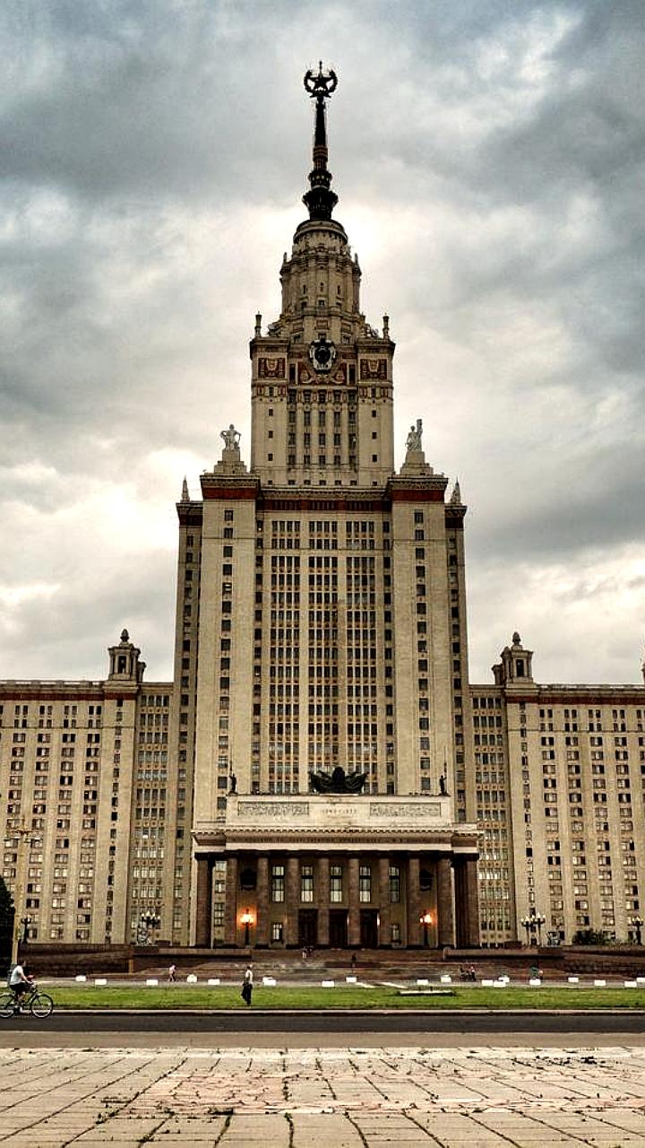 Новые обязательные дисциплины в высшем образовании России: История, Основы государственности и Философия