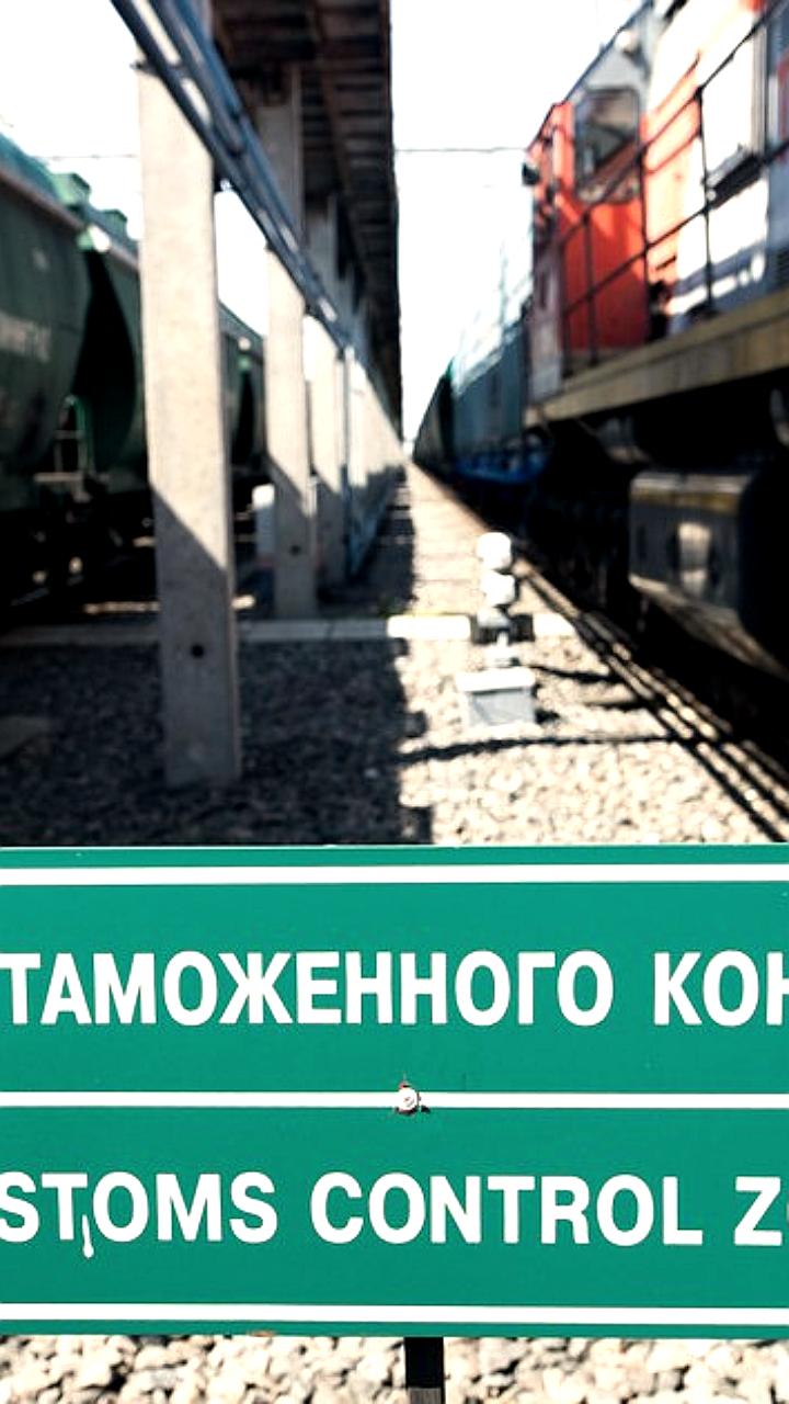 МВД России предотвратило въезд более 160 тыс. иностранцев с изменёнными данными