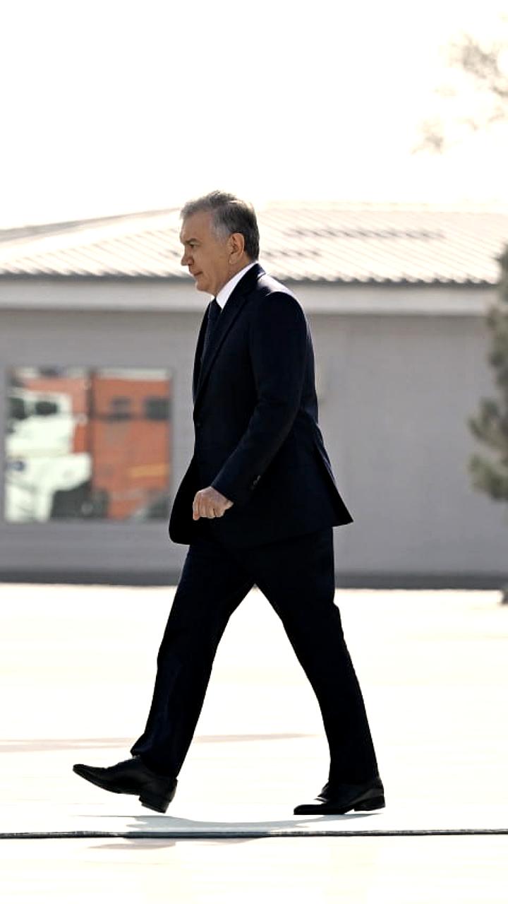 Шавкат Мирзиёев проводит совещание по социально-экономическому развитию Самаркандской области