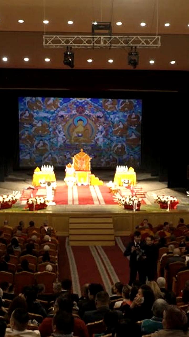 Шаджин лама Калмыкии Тензин Чойдак прибыл в Туву для интронизации нового Камбы Ламы