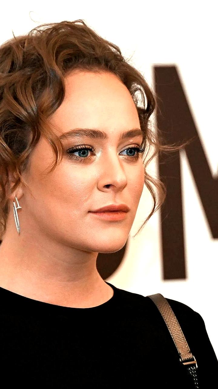 Аглая Тарасова на суде: актриса утверждает, что не знала о содержимом вейпа