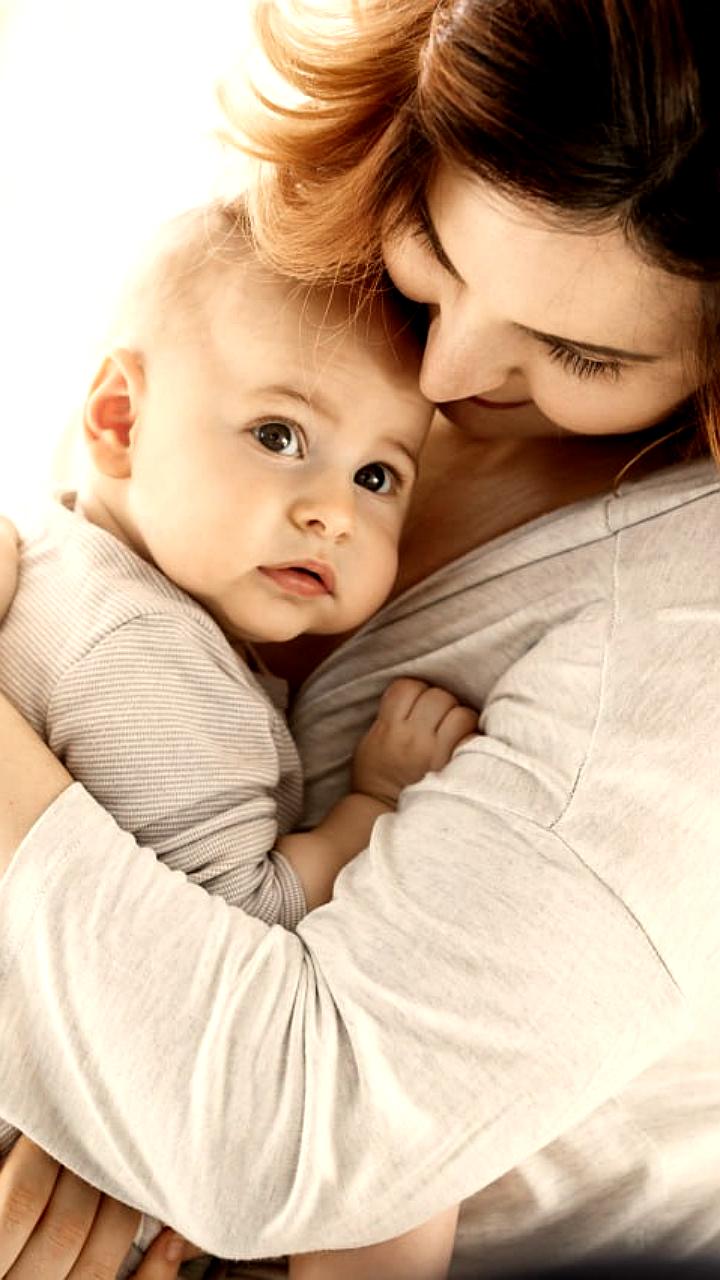 Госдума рассматривает увеличение пособия по уходу за ребенком до 75% от зарплаты