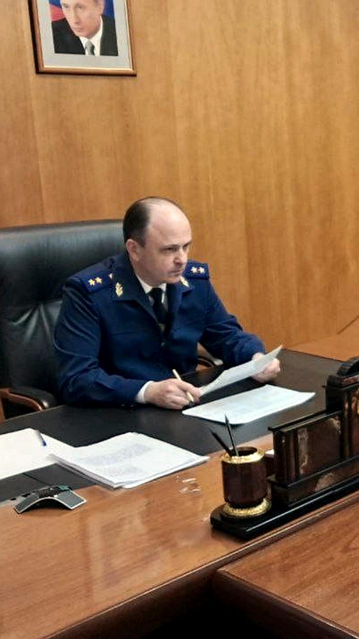 Прокуроры Свердловской и Кировской областей провели личные приемы граждан с обращениями по жилищным и медицинским вопросам