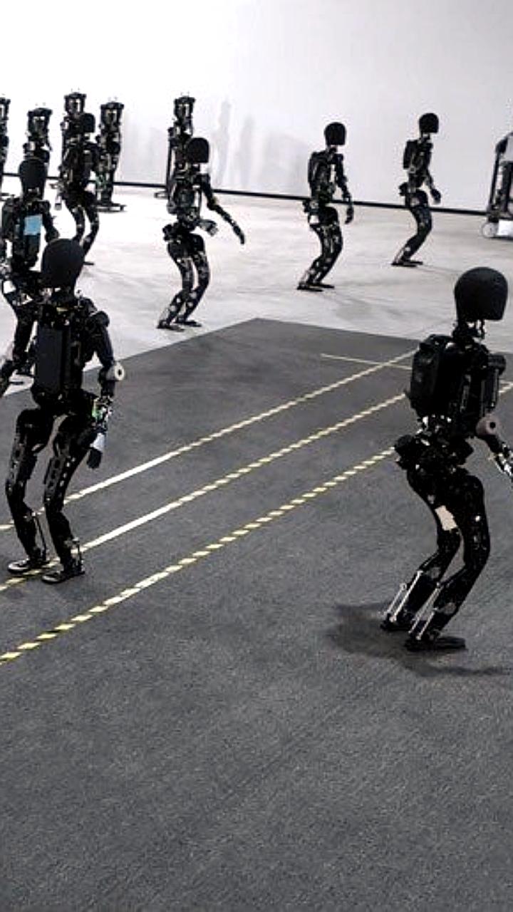 Китай предупреждает о рисках в индустрии человекоподобных роботов