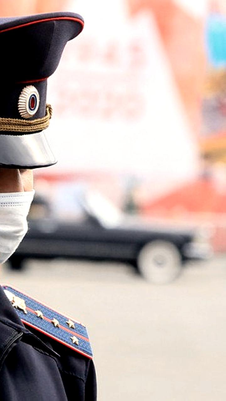 Мошенники обманули пенсионерку из Москвы на 30 миллионов рублей под предлогом получения ключа от домофона