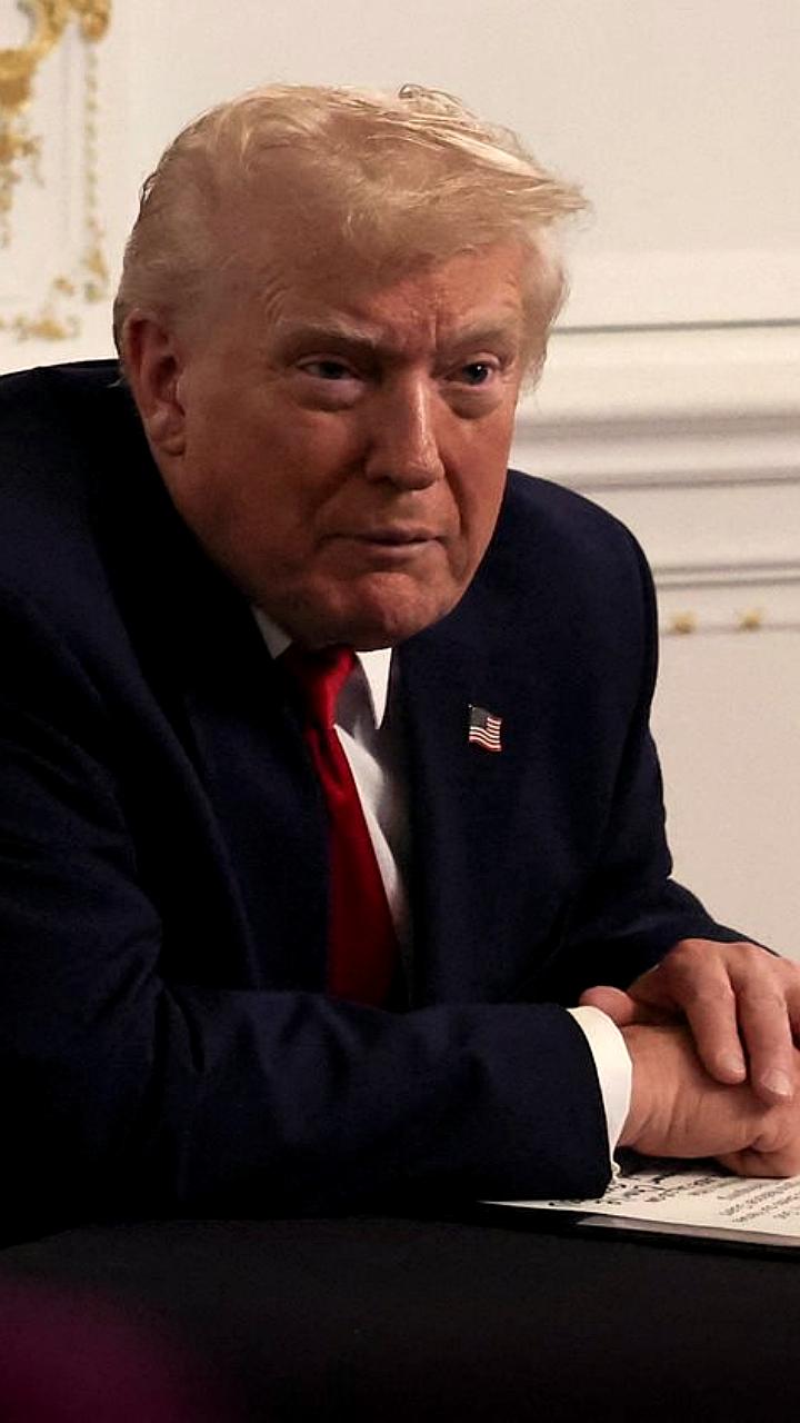 Трамп анонсировал возможное отмену подоходного налога благодаря доходам от пошлин