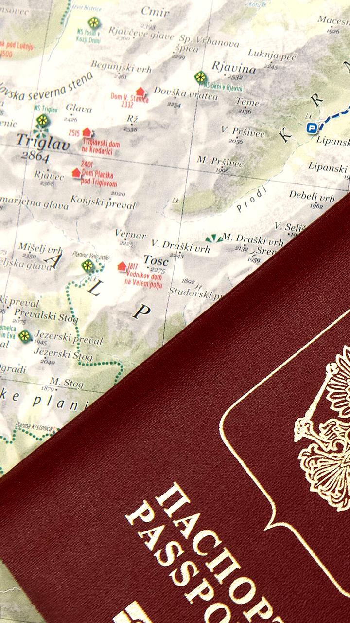 Страны ЕС вводят новые визовые ограничения для россиян