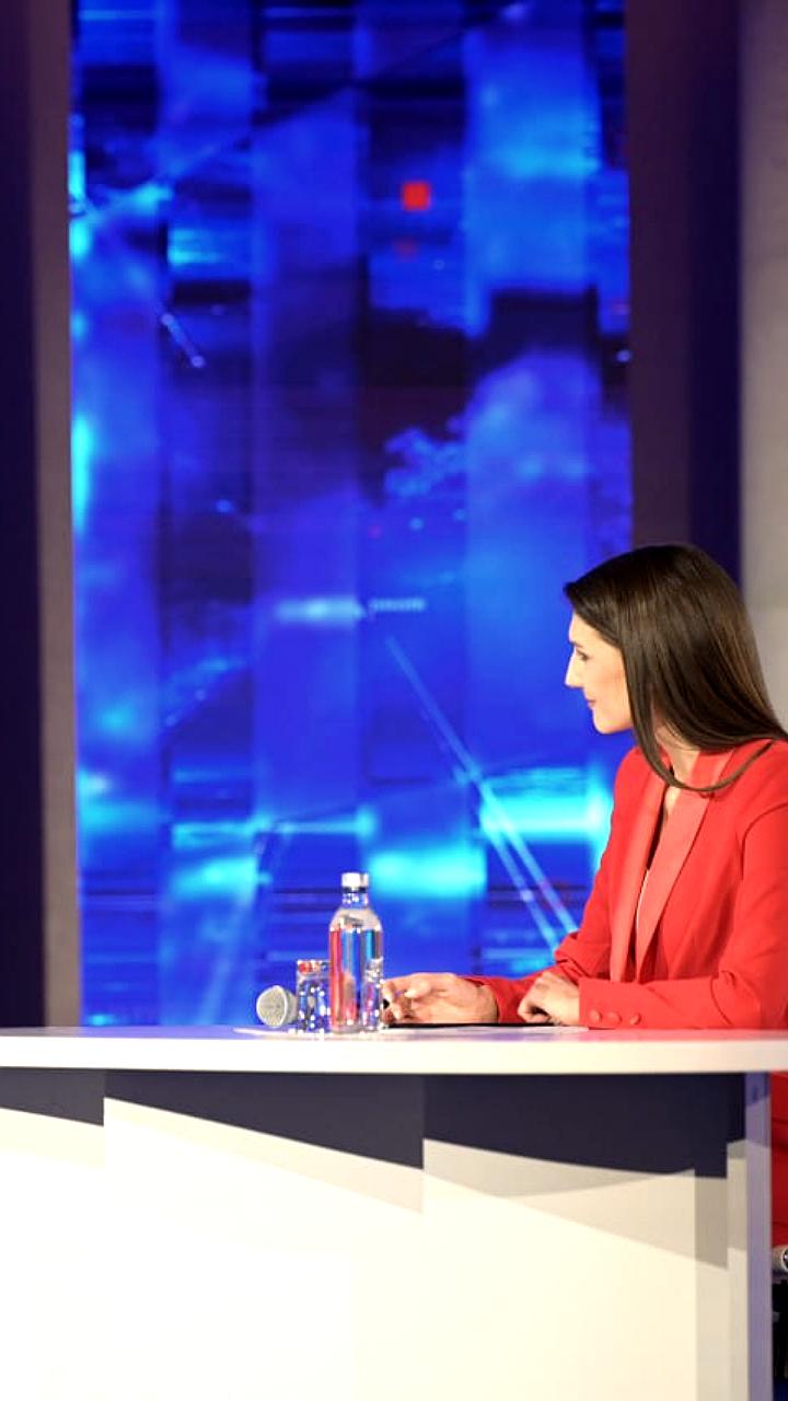 Губернаторы Свердловской и Астраханской областей обсуждают модернизацию системы вывоза мусора