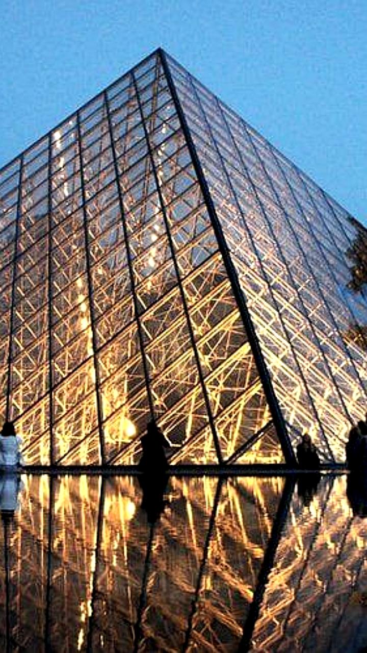 Лувр повышает цены на билеты для неевропейских туристов