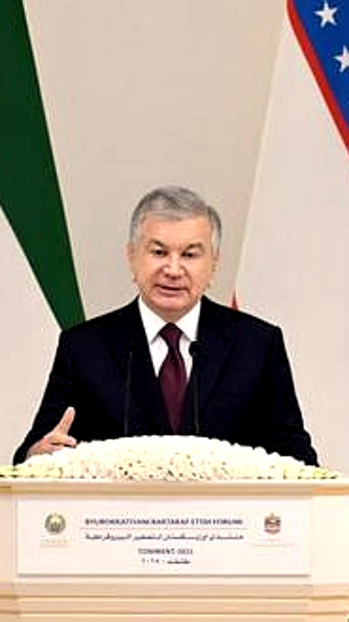 Шавкат Мирзиёев анонсировал новые инициативы по цифровой трансформации госуправления на международном форуме