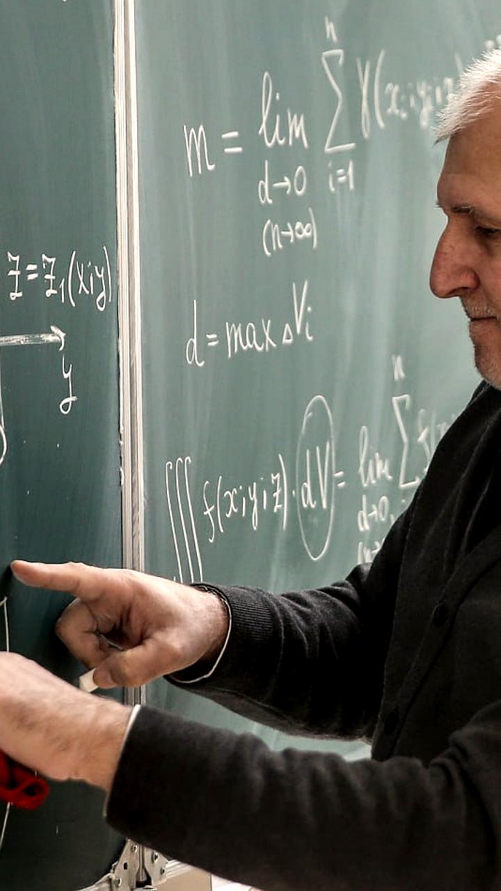 В России учредили премию имени Андрея Колмогорова в области математики