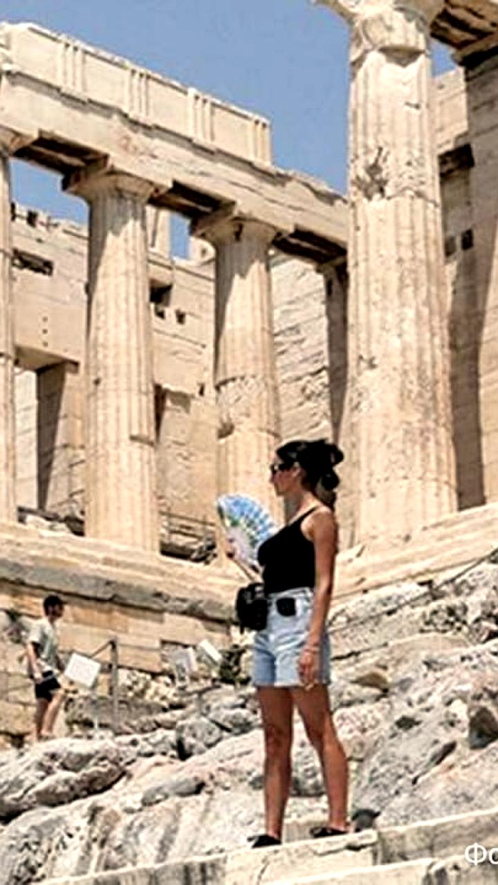 Греция сталкивается с экономическими убытками из-за сокращения турпотока из России