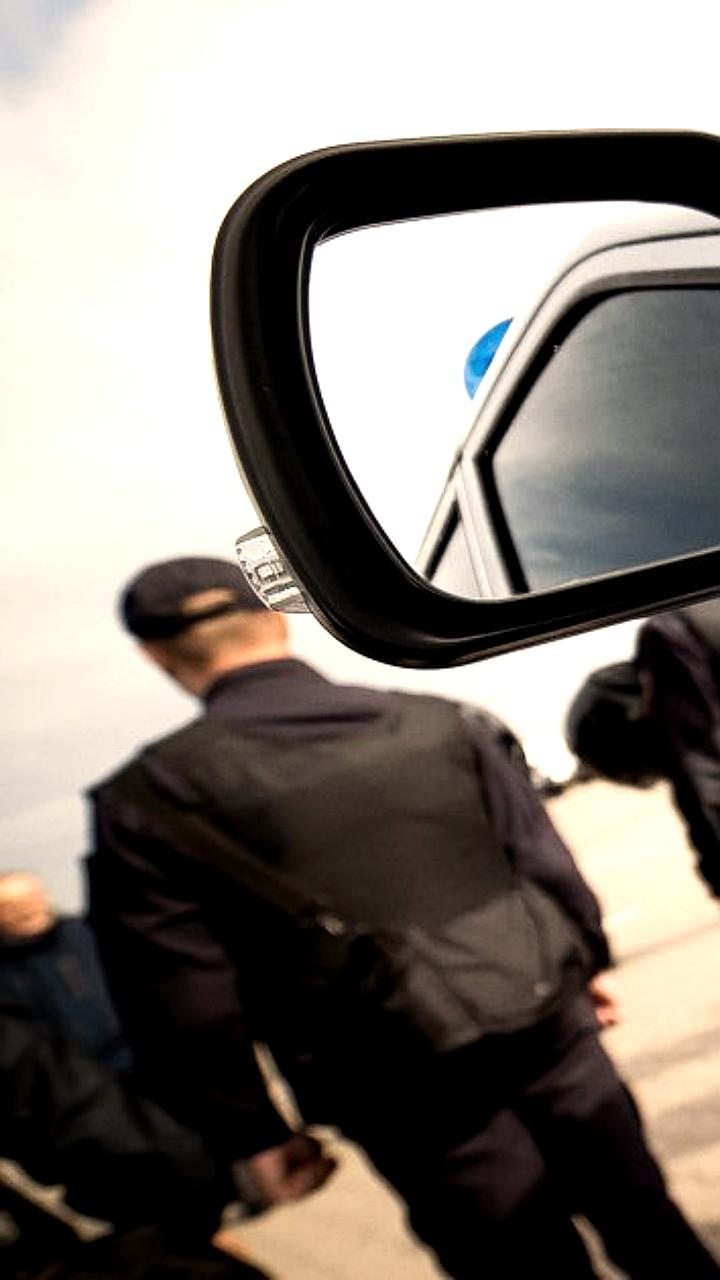 Конфликт в центре Москвы: двое госпитализированы после применения светошумового оружия