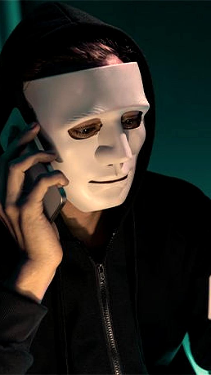 Мошенничество к Дню матери: аферисты используют нейросети для обмана