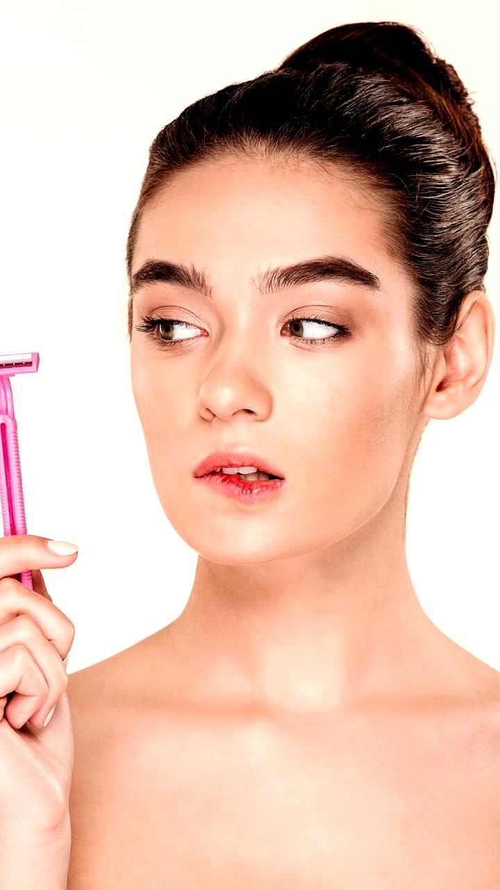 Спрос на интимные стрижки в Москве вырос на 60% перед Новым годом