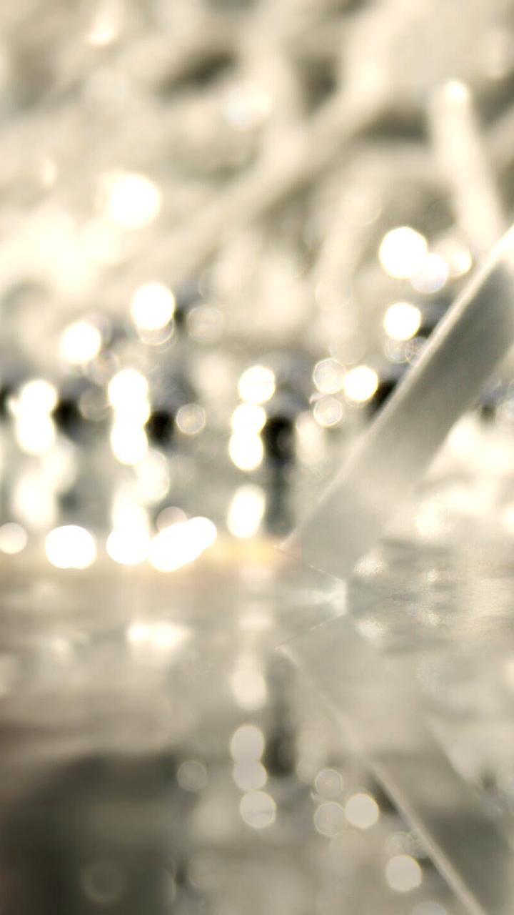 Запасы серебра в Китае достигли десятилетнего минимума на фоне рекордного вывоза в Лондон