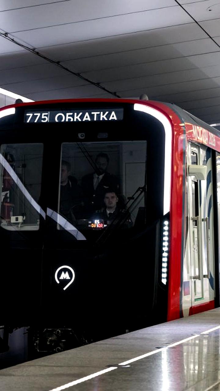 Началась обкатка нового поезда Москва 2026 в столичном метро