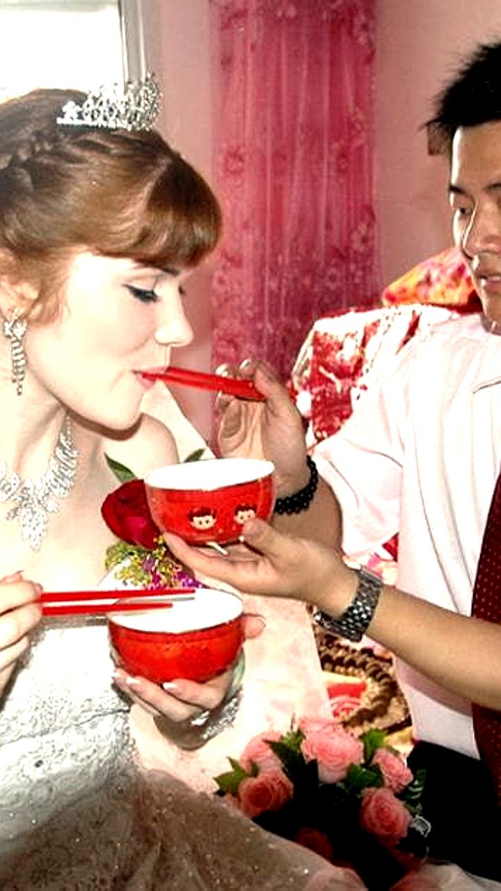 Китайские мужчины ищут невест в России после введения безвиза