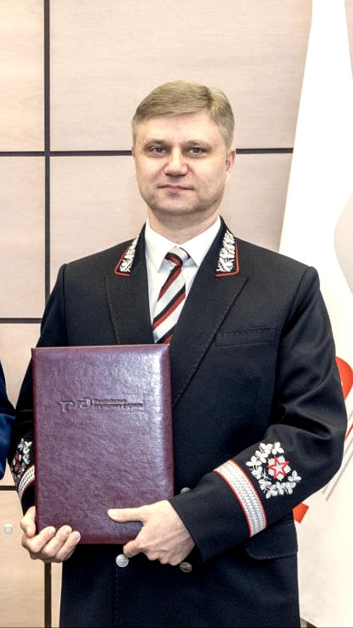 РЖД подписывает новый коллективный договор, сохраняя льготы и вводя новшества