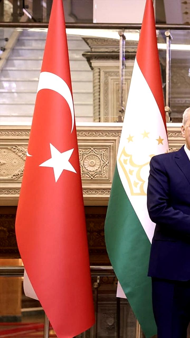 Турция и Таджикистан обсуждают укрепление сотрудничества в различных сферах