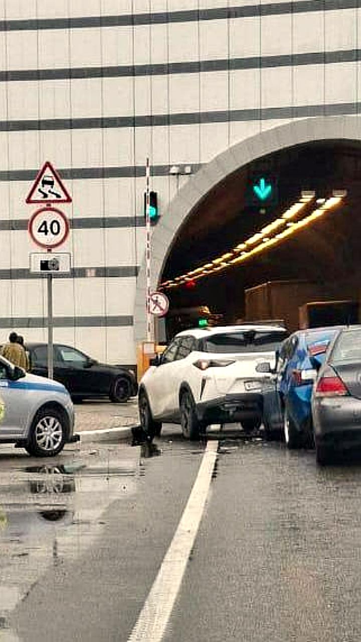 ДТП с четырьмя автомобилями на Дублере Курортного проспекта в Сочи