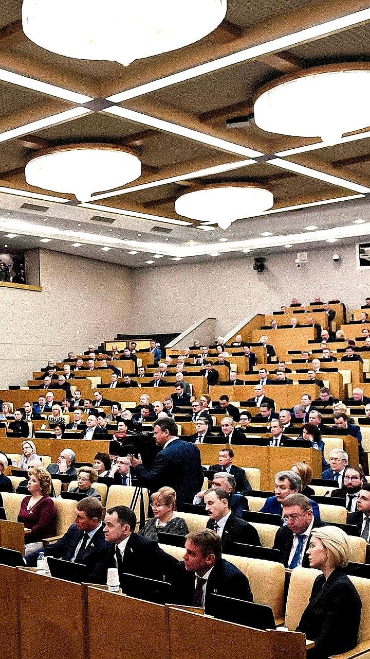 Госдума поддержала идею создания белых смартфонов для детей с безопасными приложениями