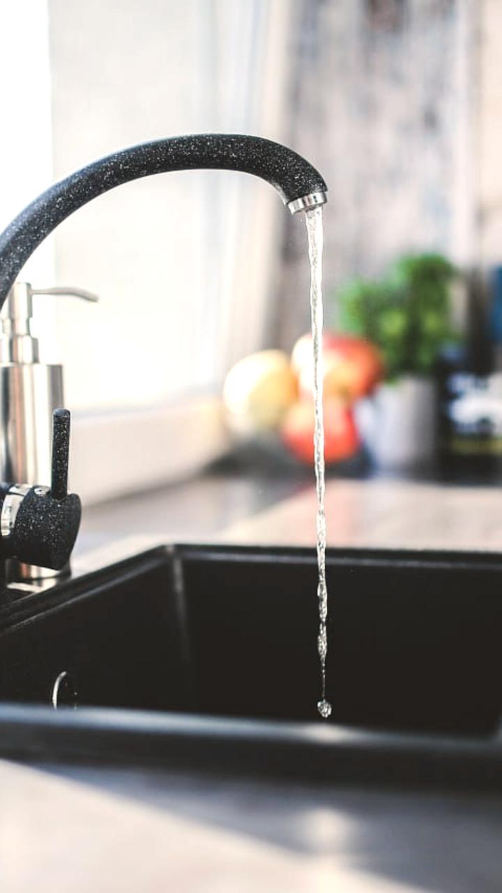 Жители Алтайского края и Якутии получают поддержку на оплату ЖКУ