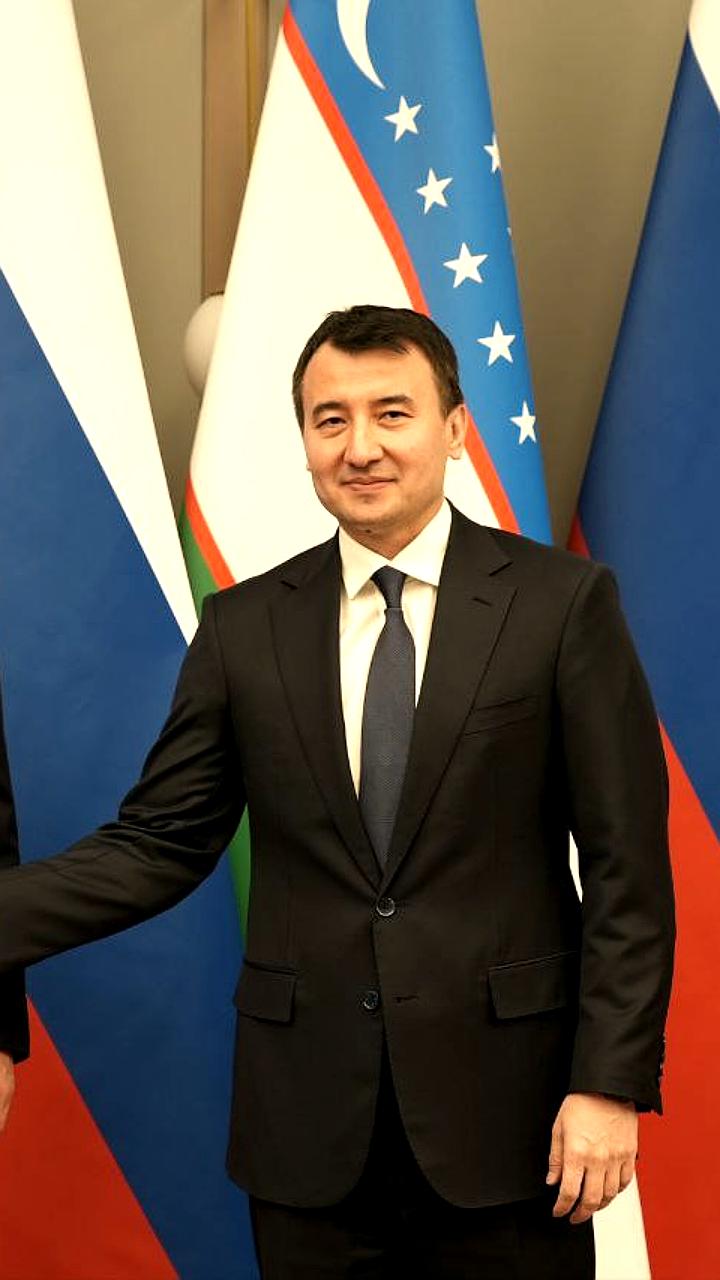 Рабочая поездка Дениса Мантурова в Узбекистан: заседание комиссии и бизнес-форум