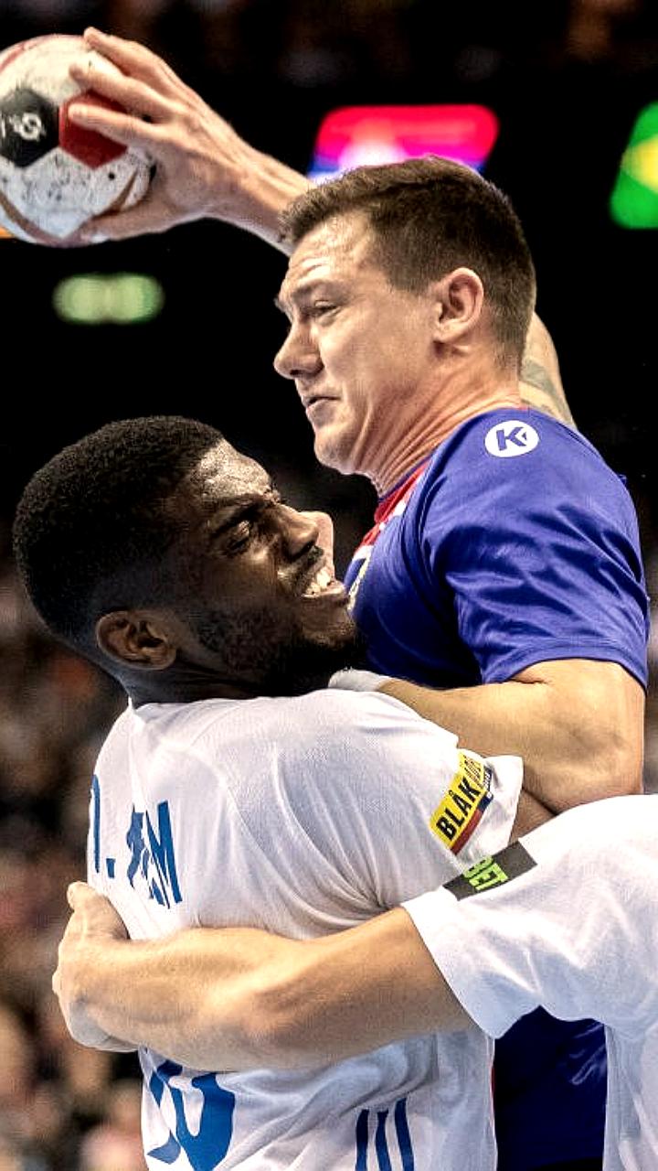 ФГР обсуждает возвращение российских гандбольных команд на международную арену на конгрессе IHF в Египте