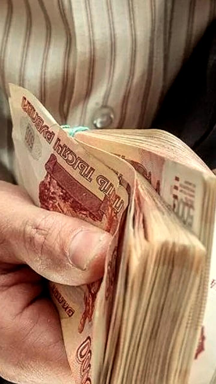 Зарплаты россиян растут быстрее инфляции, согласно данным Росстата
