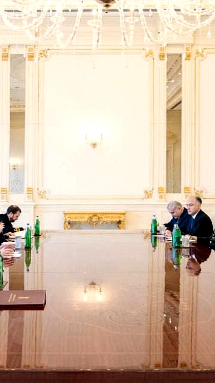 Ильхам Алиев встретился с министром обороны Великобритании для обсуждения стратегического партнерства