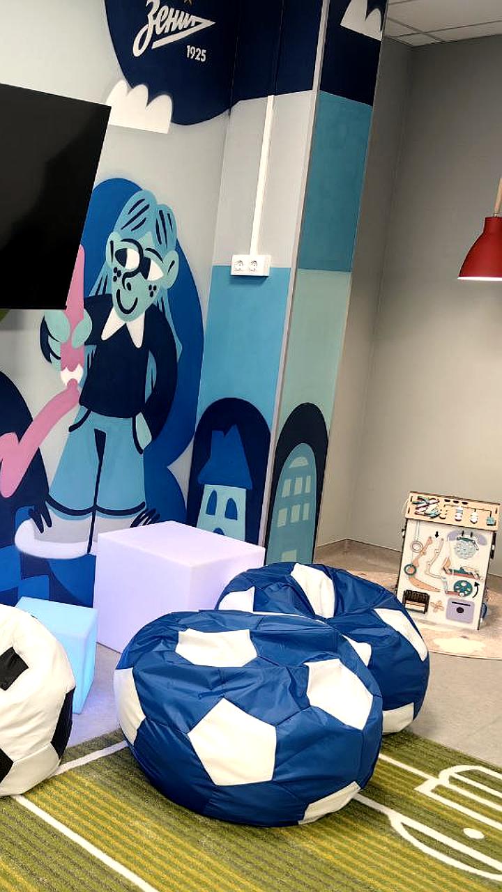 Выставка 'Зенит Петербург 100 лет вместе' предлагает уникальные экскурсии и акции в декабре