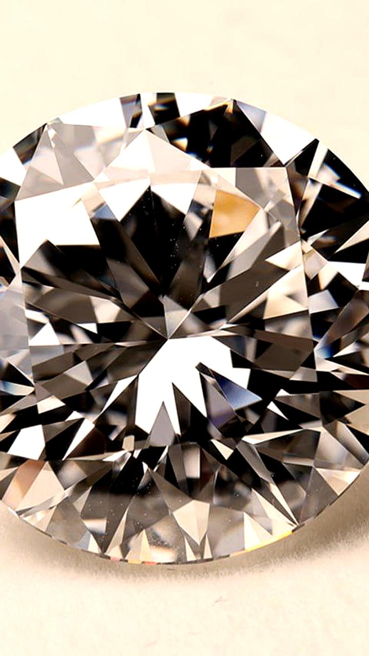 Индекс цен на бриллианты в ноябре снизился на 2,6%