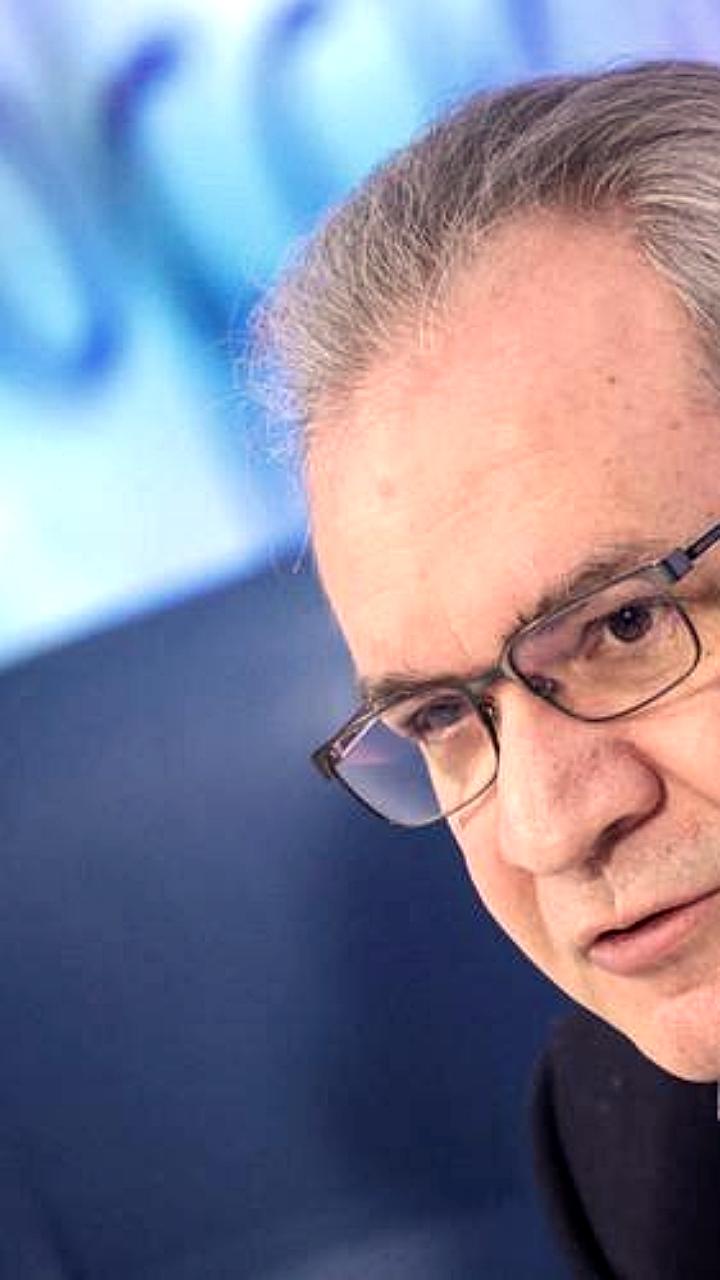 Фадеев назвал демонстративные намазы в метро провокацией