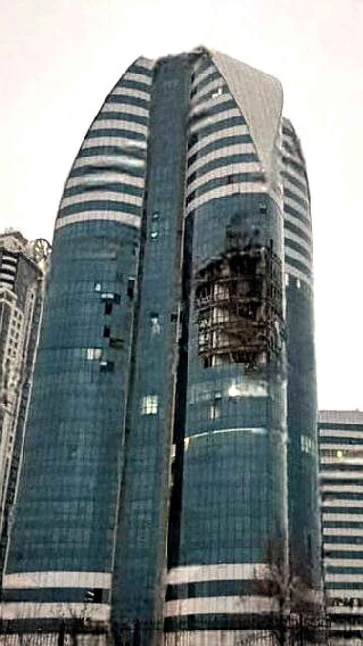 Взрывы в Грозном: ПВО отражает атаку беспилотников на деловой центр