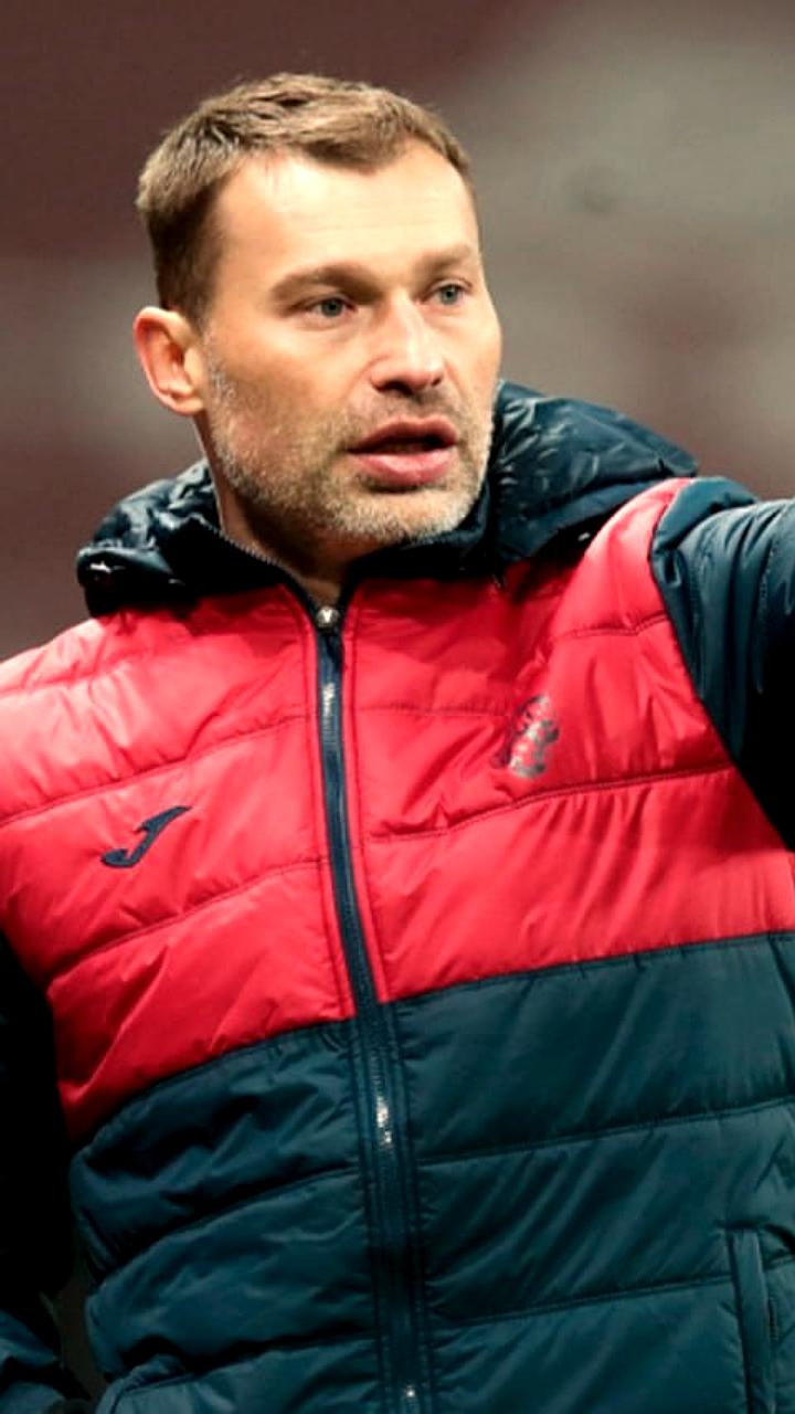 Василий Березуцкий может стать новым тренером Урала после увольнения Карлоса Алоса из сборной Белоруссии