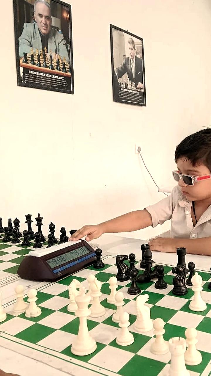 Трёхлетний индийский шахматист Сарвагья Сингх Кушваха вошёл в рейтинг ФИДЕ как самый юный игрок