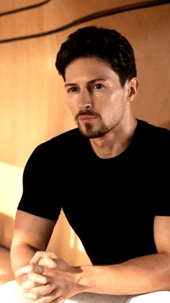 Хамзат Чимаев пригласил Павла Дурова в свой угол на следующий бой