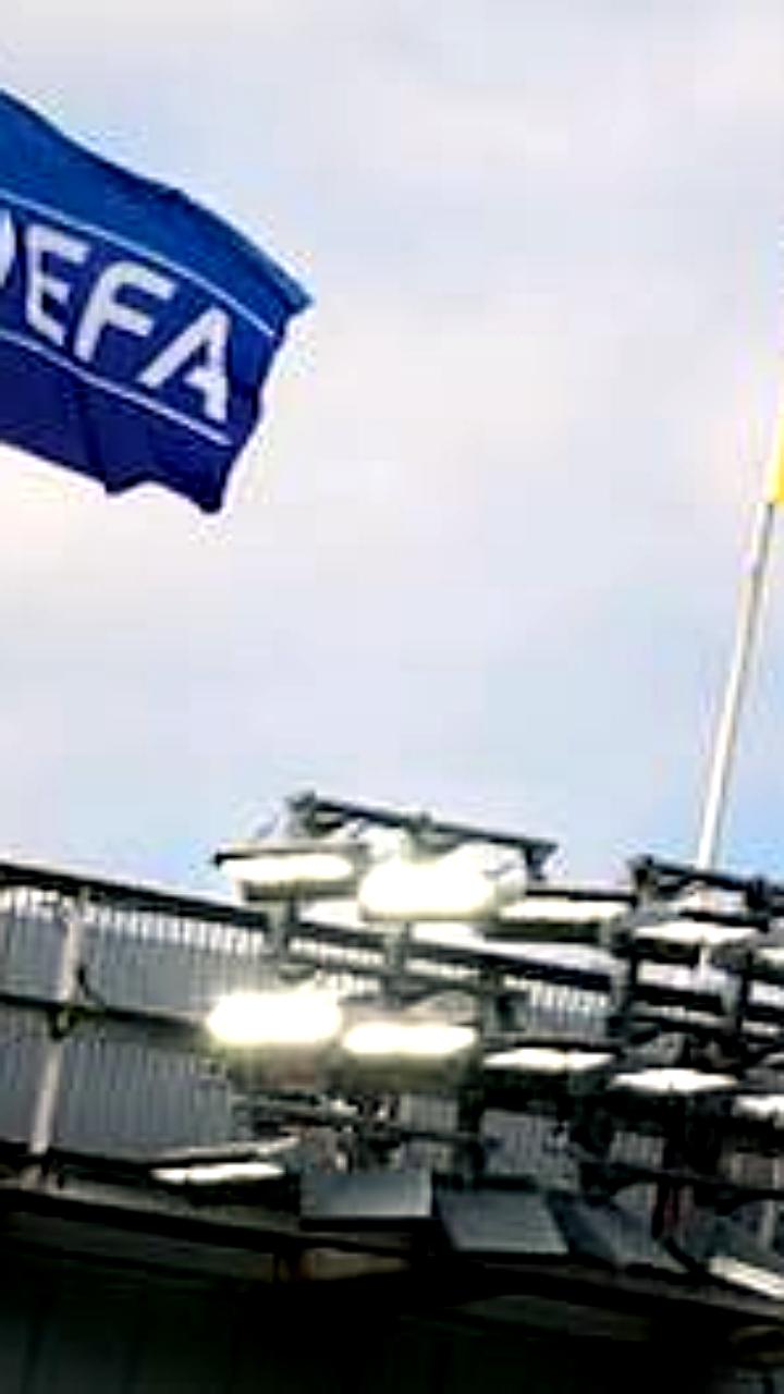 УЕФА наложил штраф на Украинскую ассоциацию футбола за политические лозунги