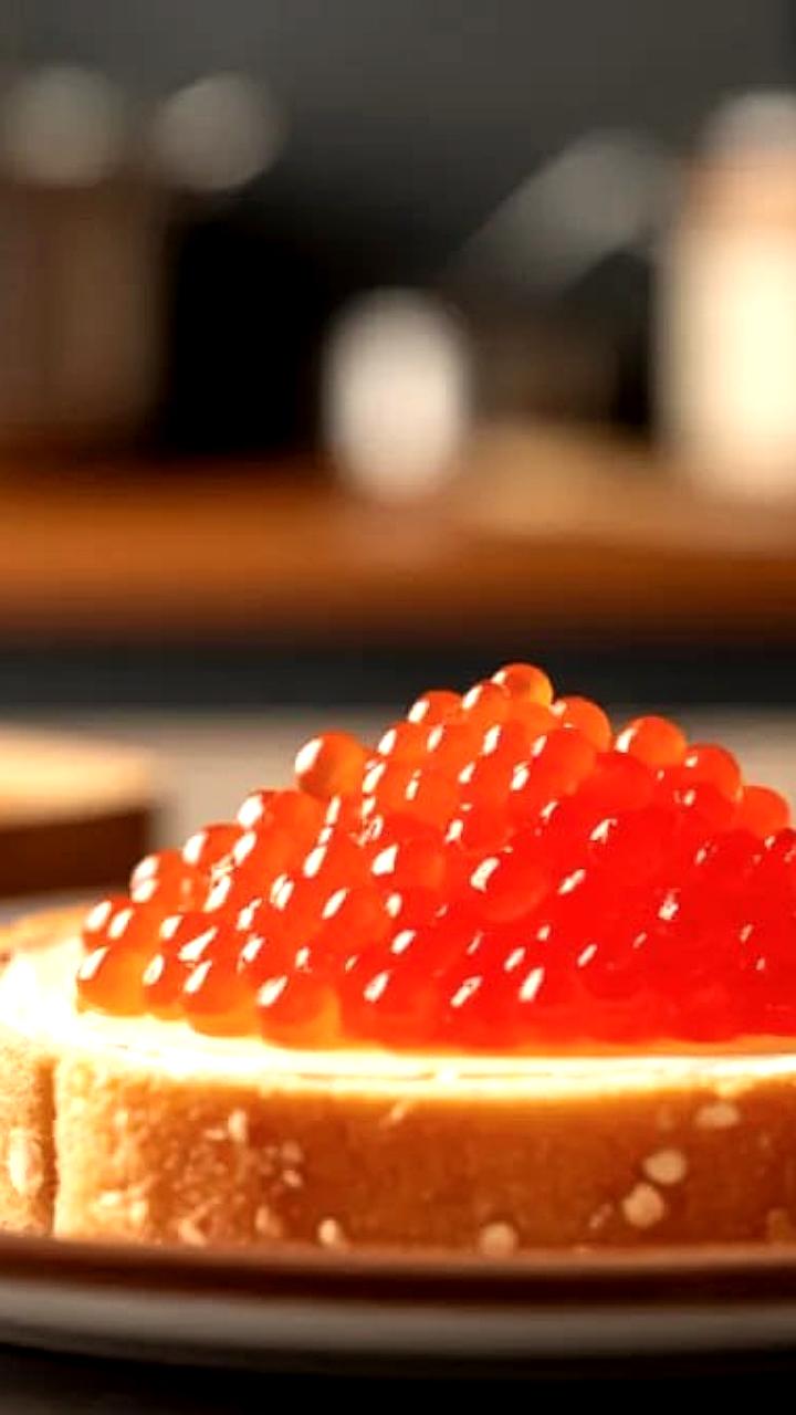 Роспотребнадзор дает советы по выбору и хранению лососевой икры